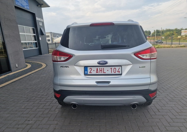 Ford Kuga cena 58056 przebieg: 182033, rok produkcji 2015 z Woźniki małe 704